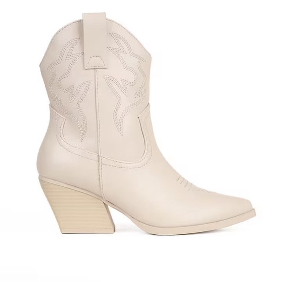 Soda Shoes - Soda Cream Heeled Western Boots